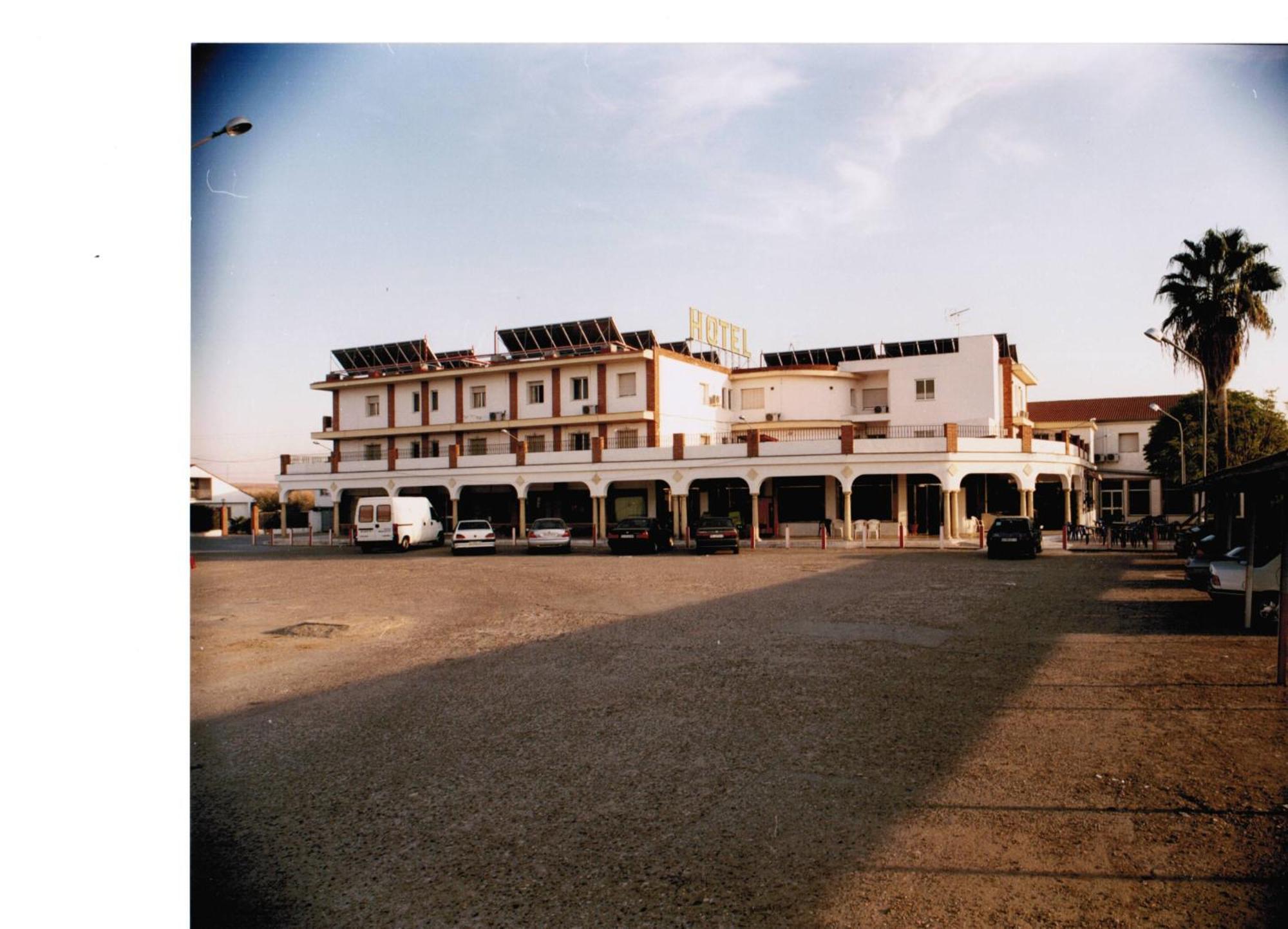 Hotel La Lancha Córdoba Exteriör bild